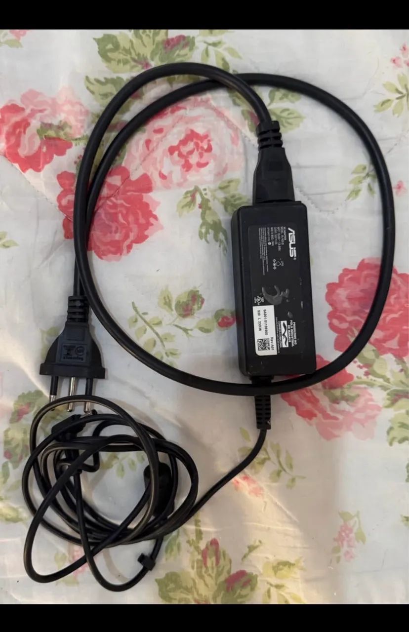 Vendo Notebook ASUS VivoBook Go 15, modelo E1504FA-NJ731, em ótimo estado e com pouco uso. - Foto 2