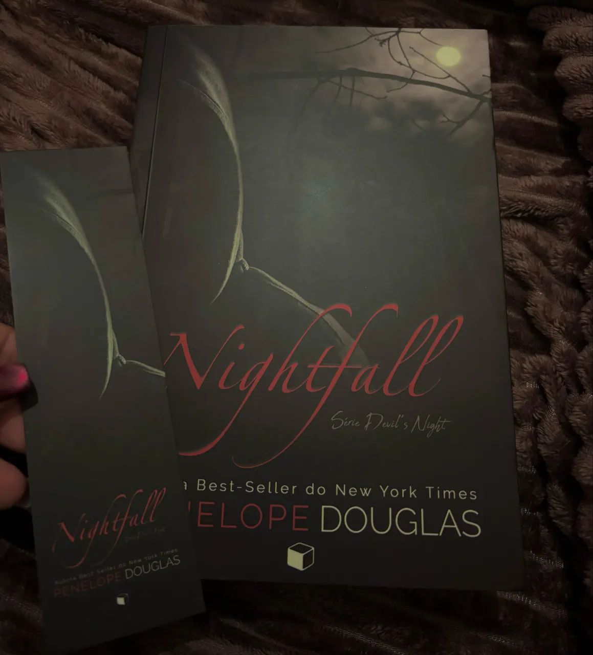 Nightfall - Devils Night Livro - Foto 2