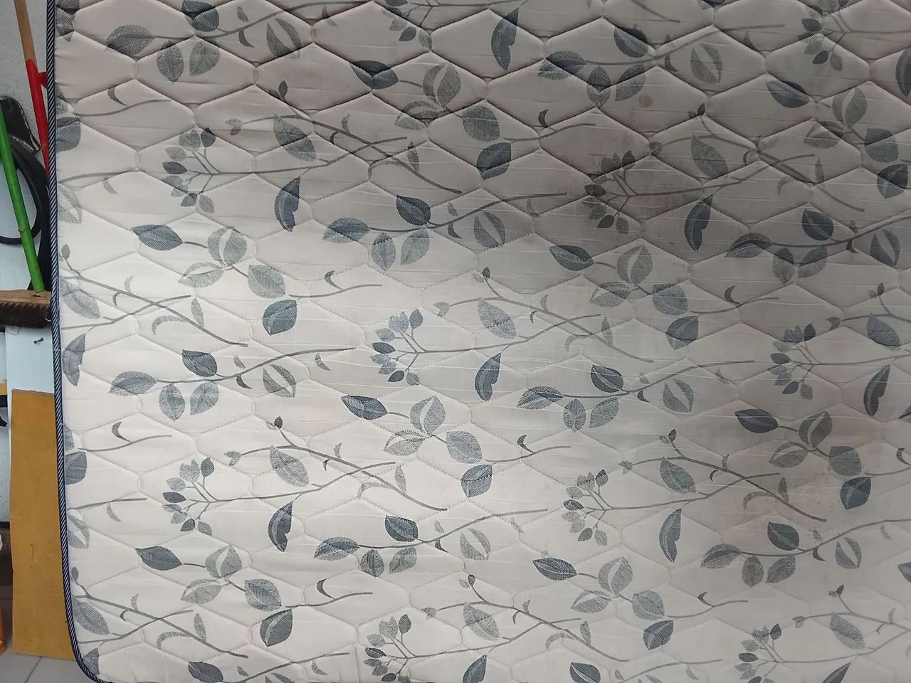 Cama de ferro e colchão ortopedico - Foto 3