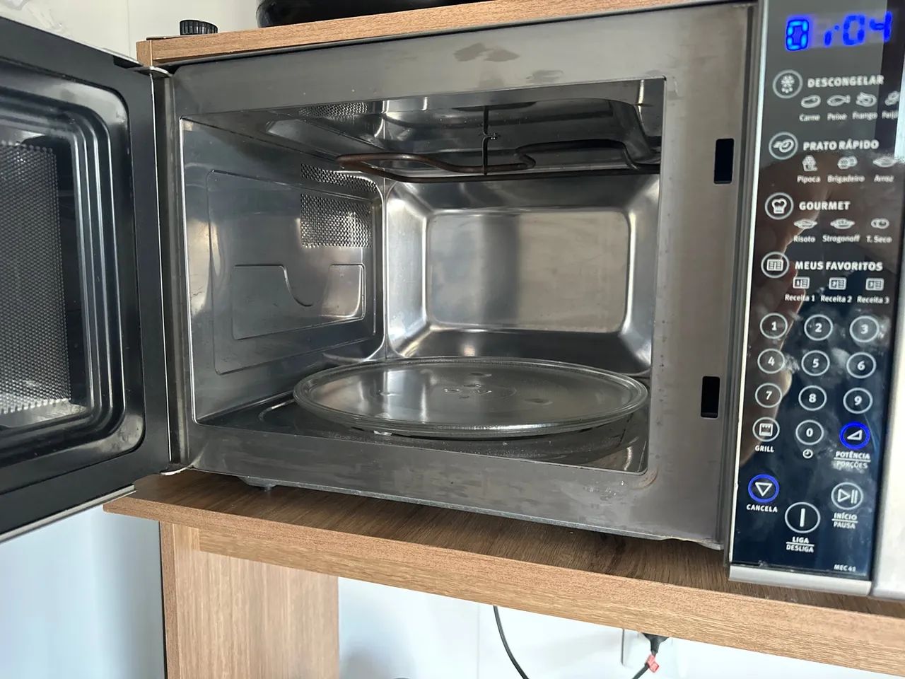Vendo microondas 31L - Foto 2
