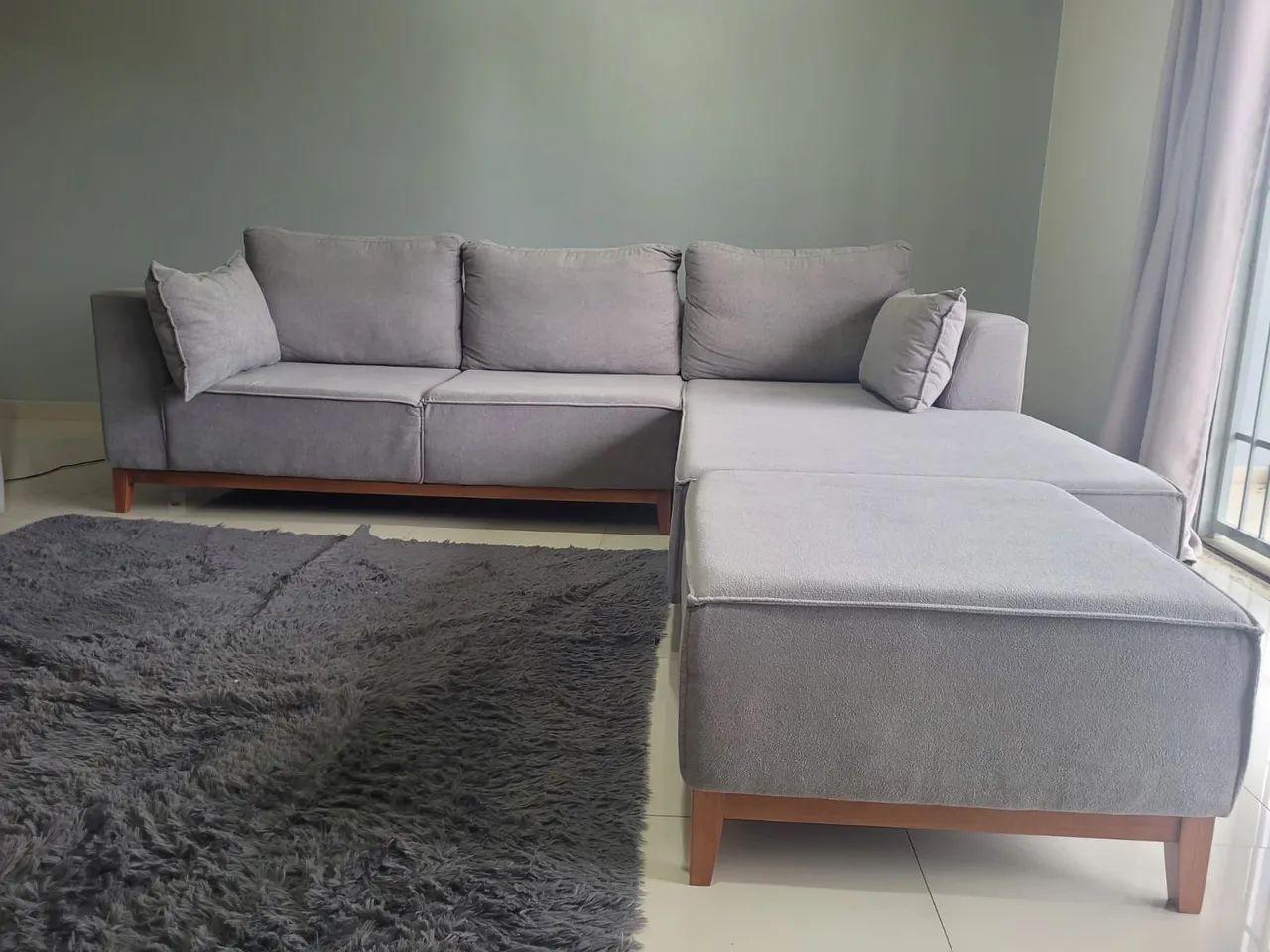 Sofá 3 lugares com chaise<br>Espuma densidade 33
