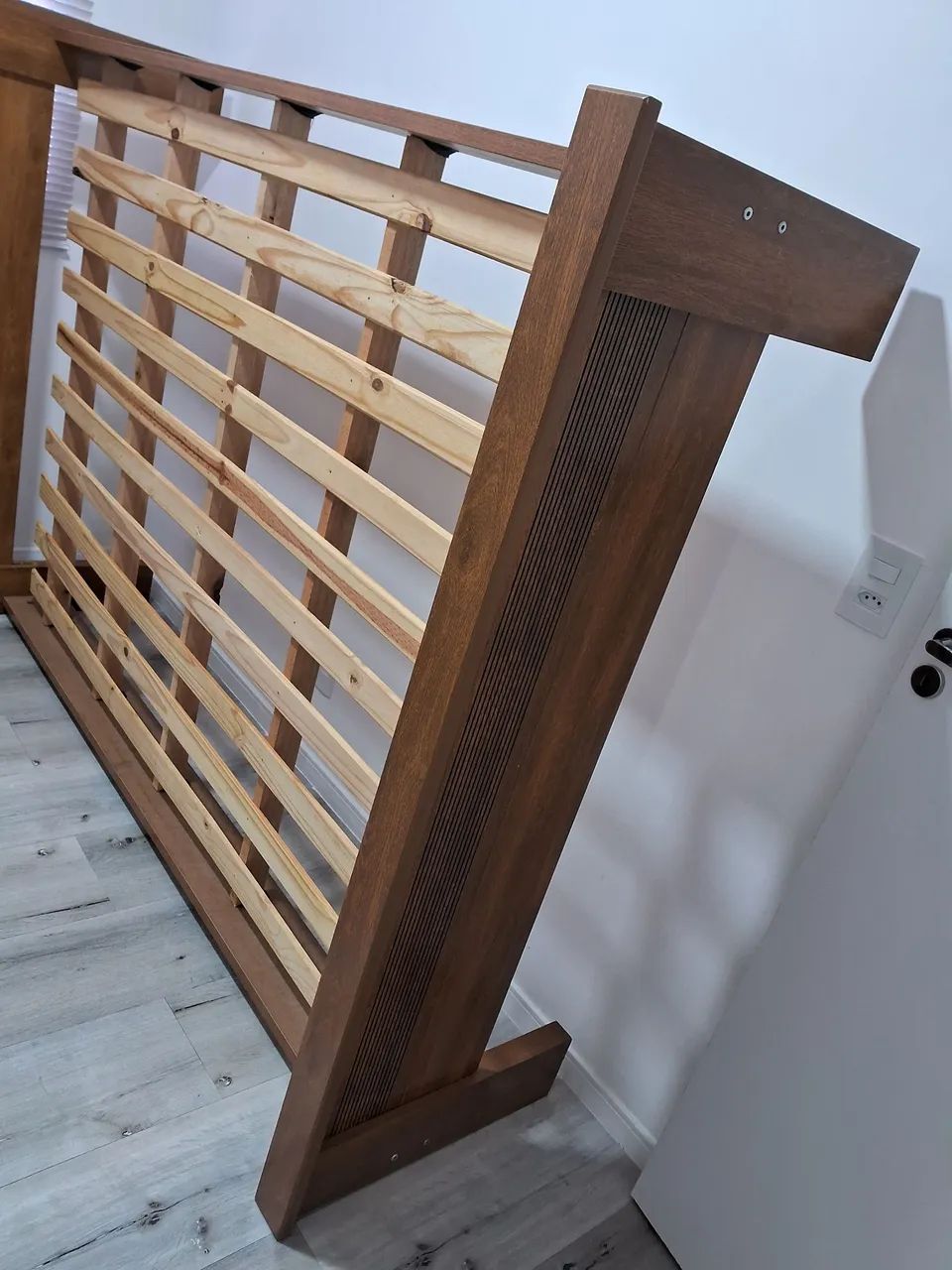 Cama casal  com colchão  - Foto 2