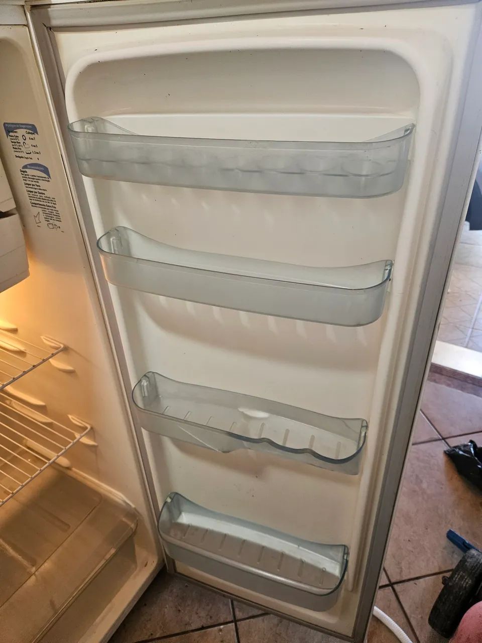 Geladeira Electrolux 240 litros  - Foto 5
