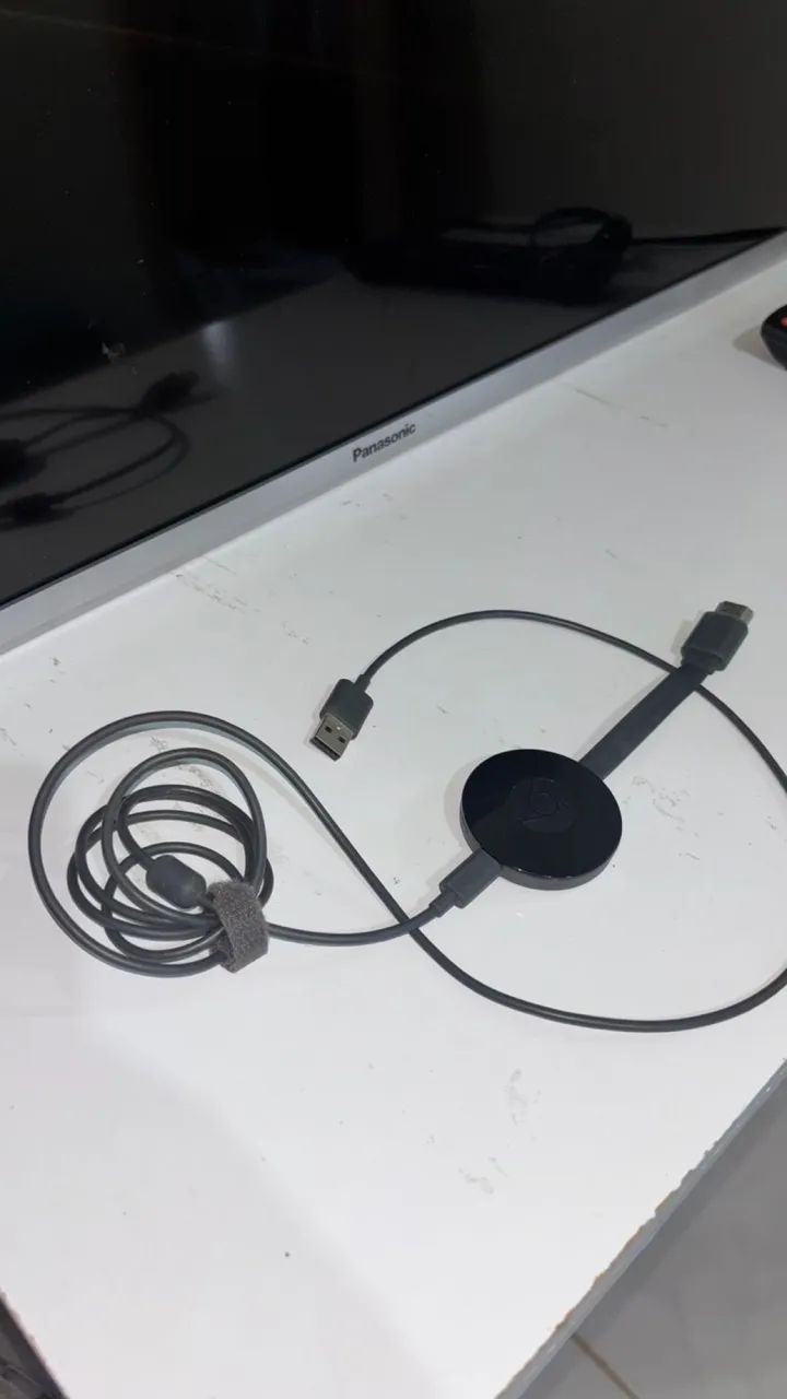 Panasonic 42-inch TV + Chromecast 3444716967905218562
