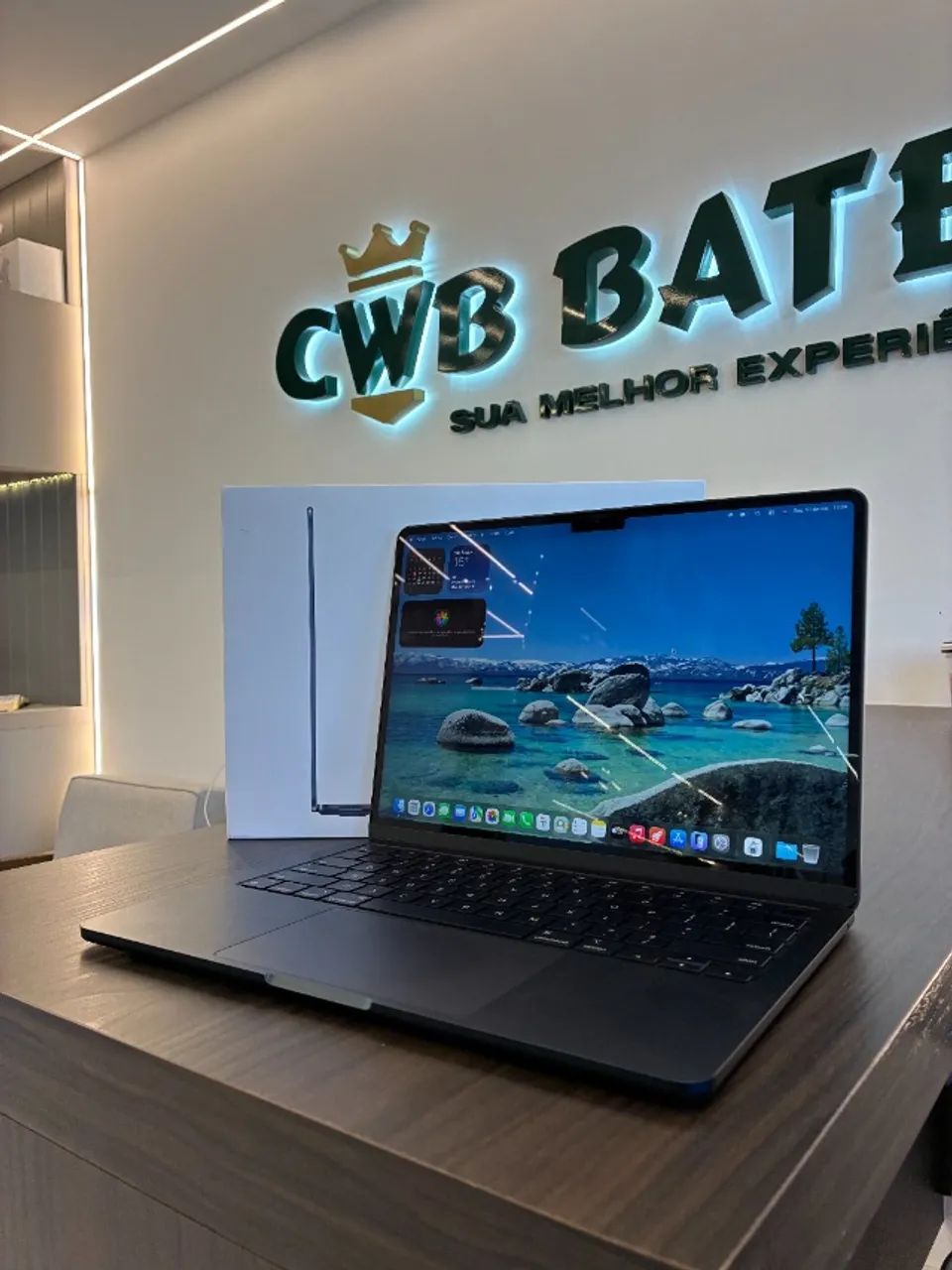 MacBook Air M3 8GB 256GB 13.6 Bateria 100% 79 Ciclos - Loja Fisica