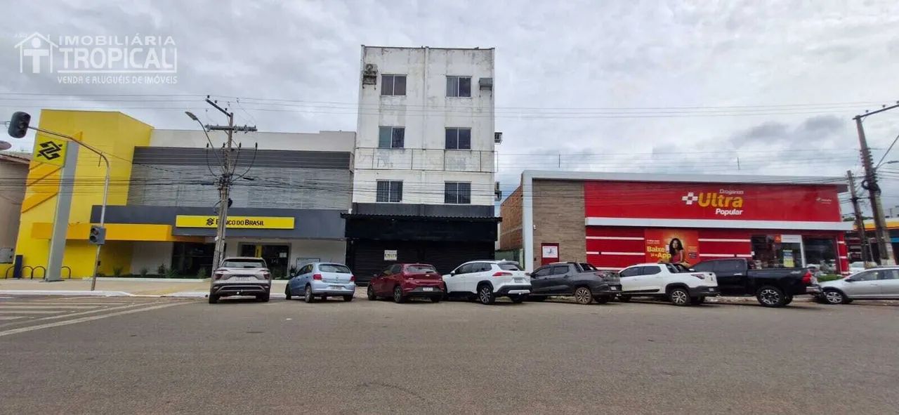 Aluga-se sala comercial na praça do Centenário em Porto Nacional-To. - Foto 2