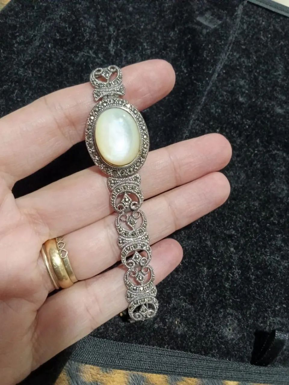 Pulseira prata 925 com marcassitas e madrepérolas