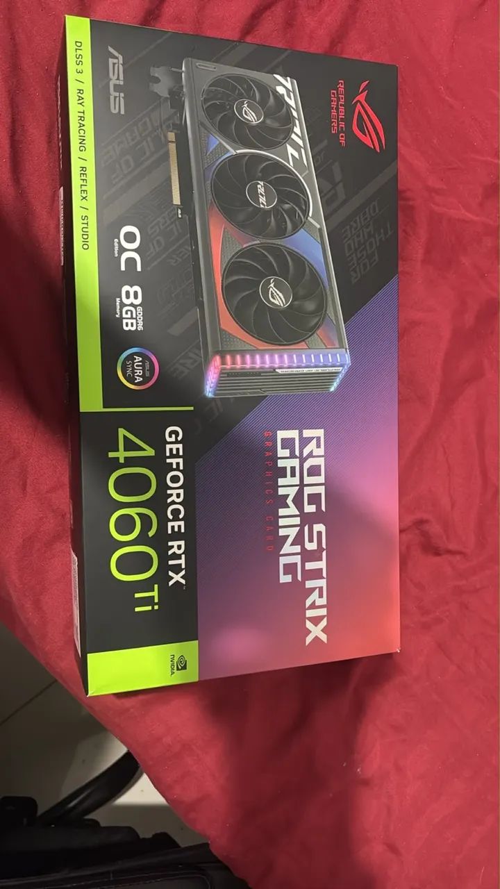 RTX 4060 Ti - Asus Rog Strix 