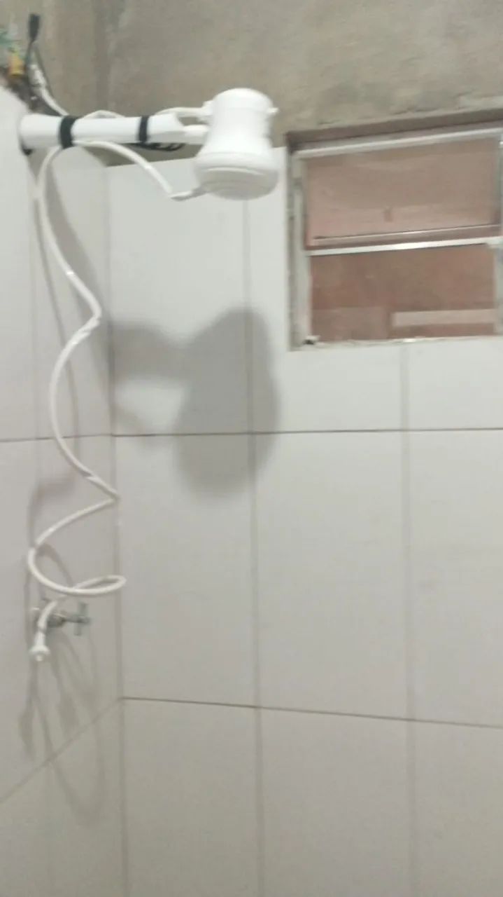 Aluga-se casa com dois quartos - Foto 2