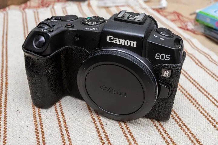 Câmera Canon EOS RP Mirrorless - Foto 5