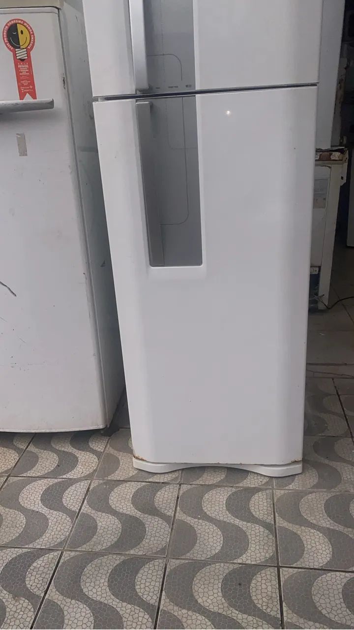  Vendo geladeira  - Foto 2