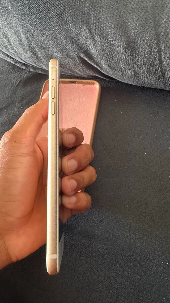 7 Plus 32g - Foto 3
