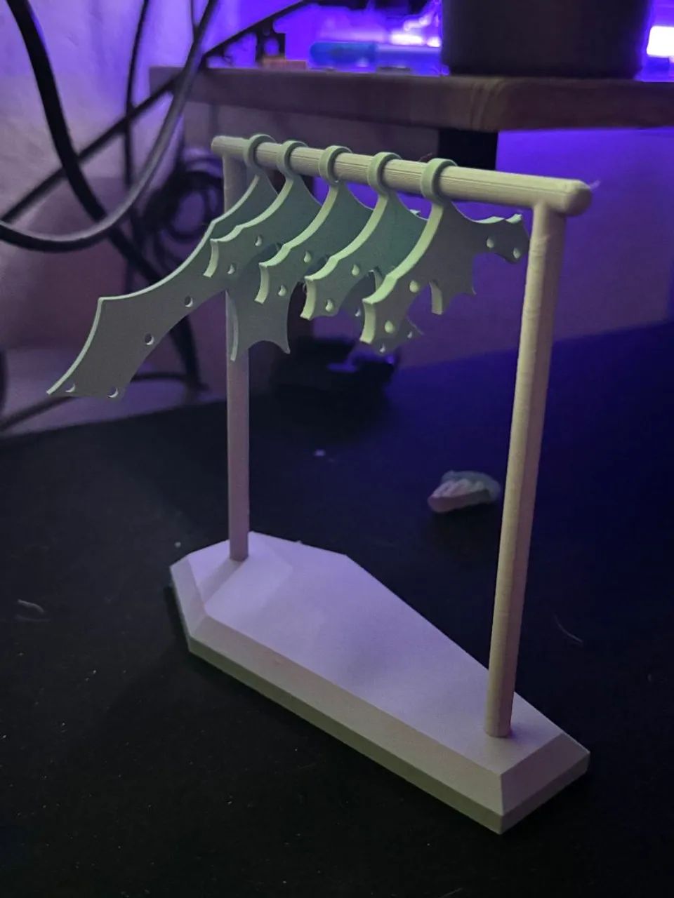 Suporte para Brincos Caixão com Morcego - Impresso em 3D - Foto 3