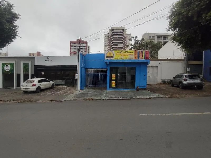 Casa com 3 quarto(s) no bairro Centro em Cuiabá - MT