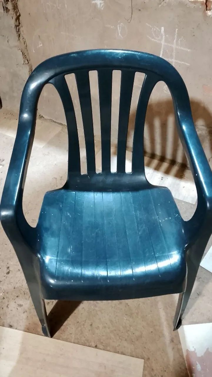 Cadeiras poltrona Plástico  - Foto 2