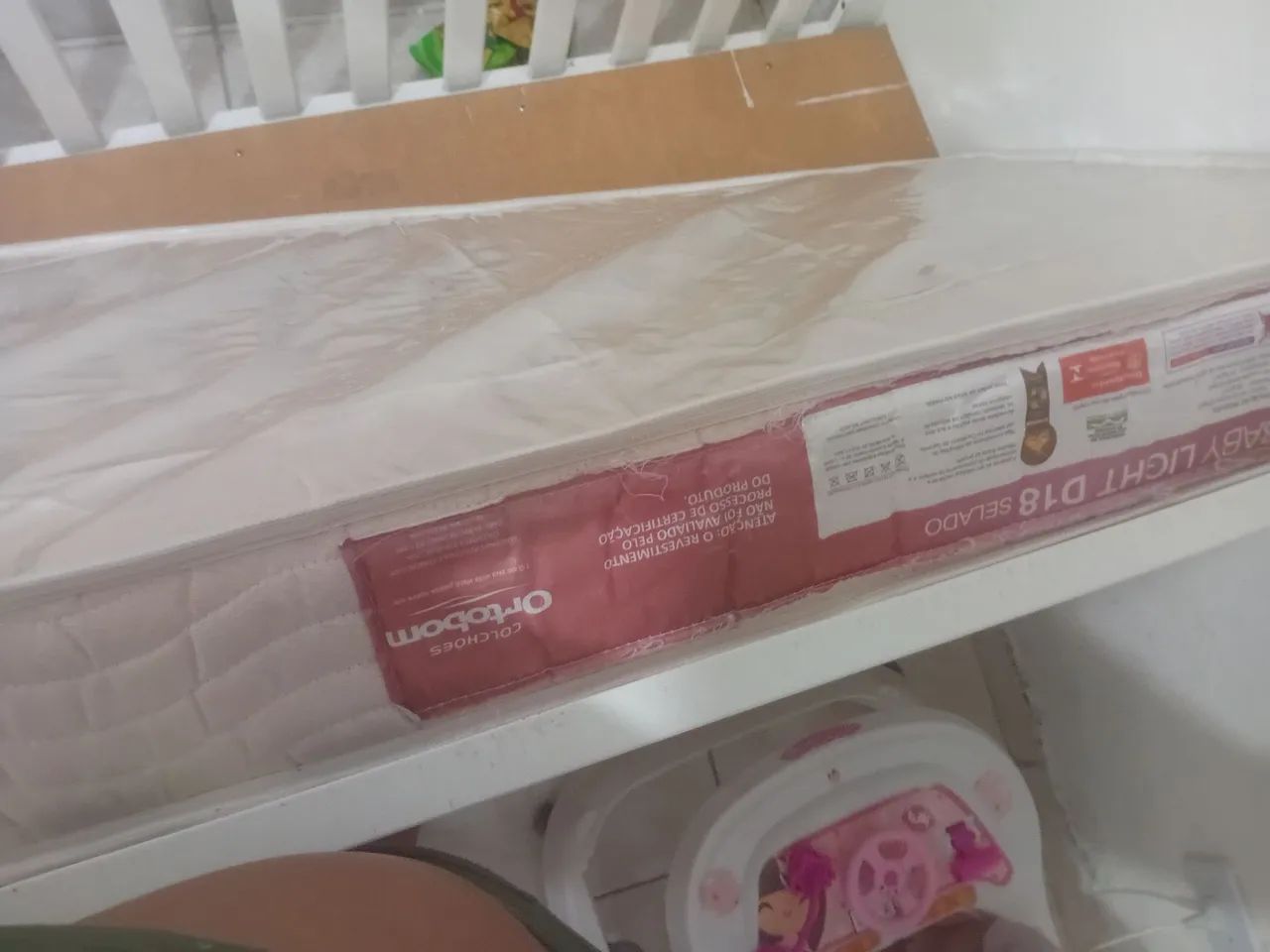 Berço e colchão usados, em bom estado, transforma-se em cama.   - Foto 3