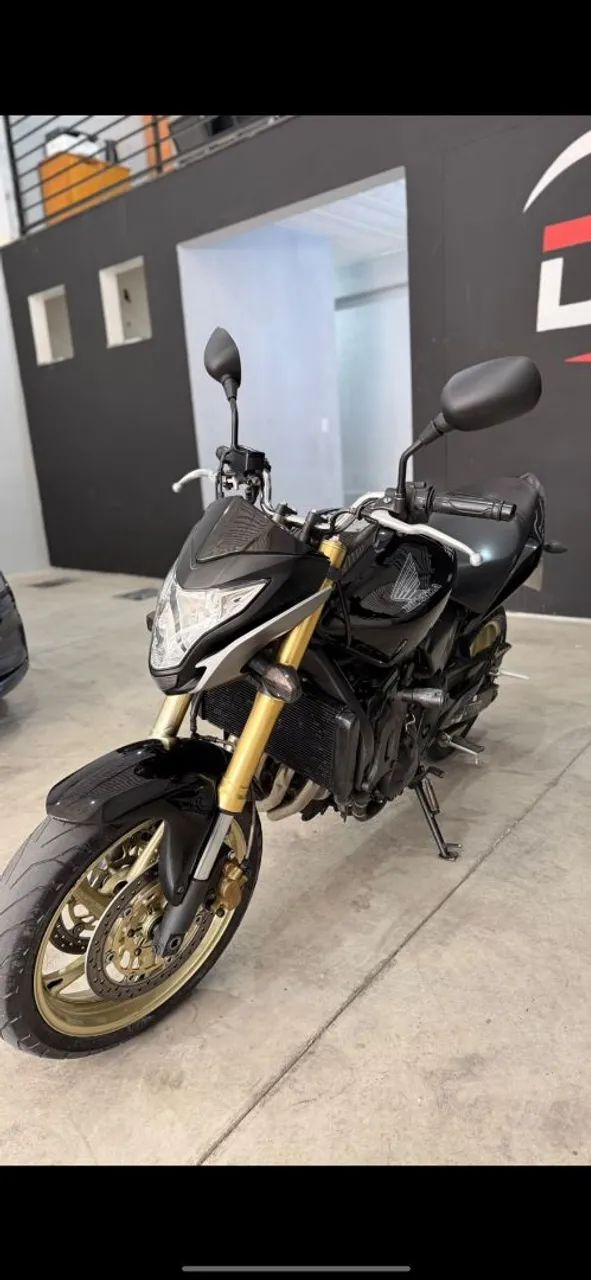 CBR 600f transformada em hornet  - Foto 4