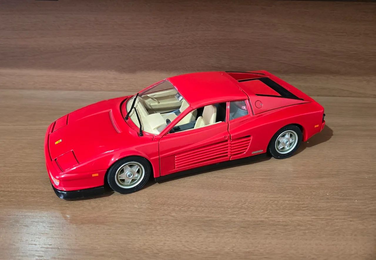 Ferrari testarossa 1/18 Burago - Hobbies e coleções - Jardim Terra