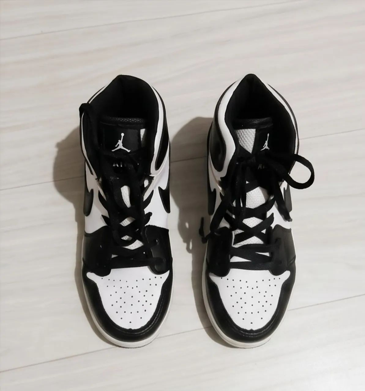 Tênis NIKE Air Jordan infantil masculino.<br>?Tam 30 (5/6 anos)<br>?60,00<br>