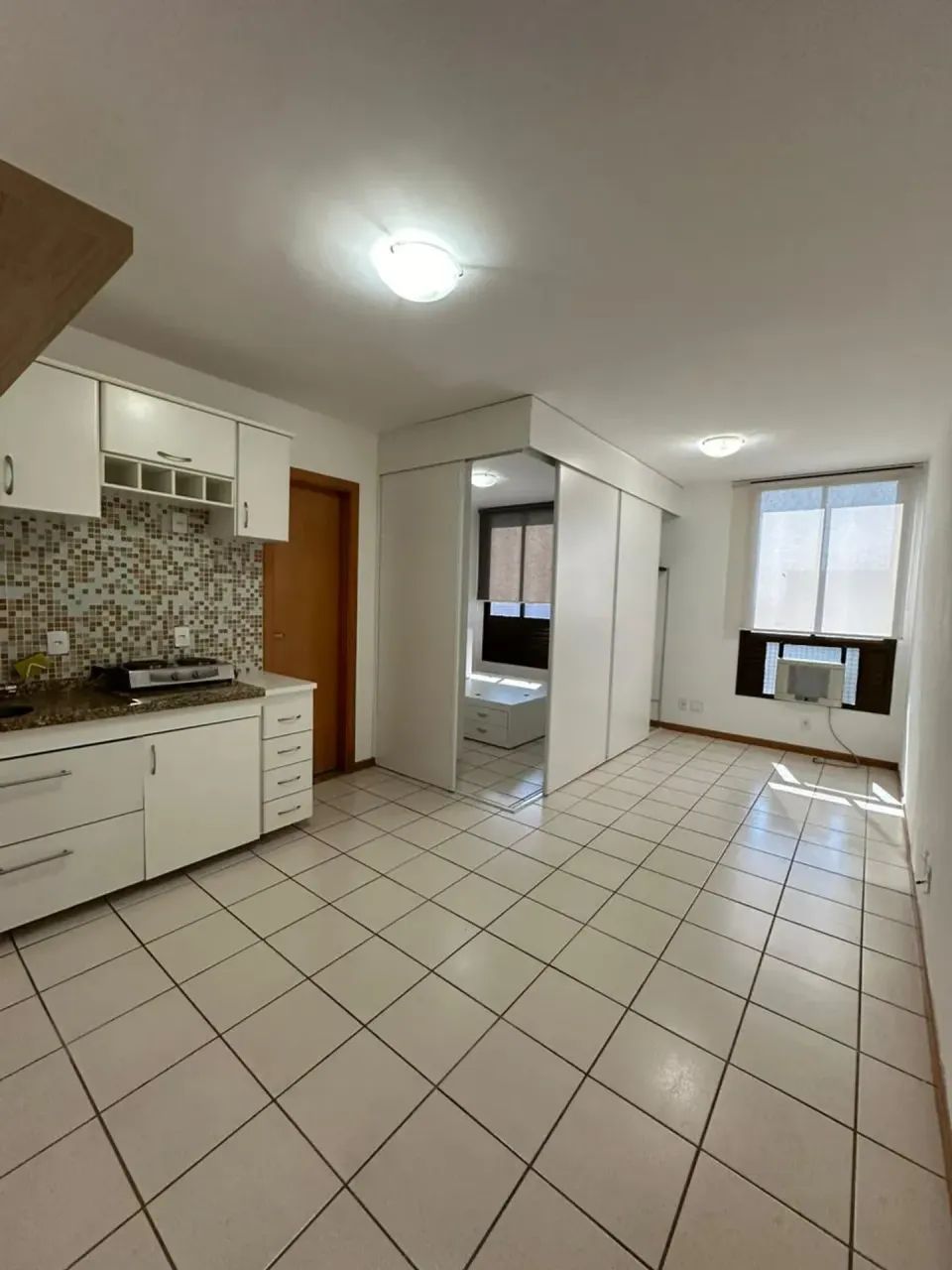 Excelente Kitnet, Semi-Mobiliada no Setor Sudoeste - Brasília - DF
