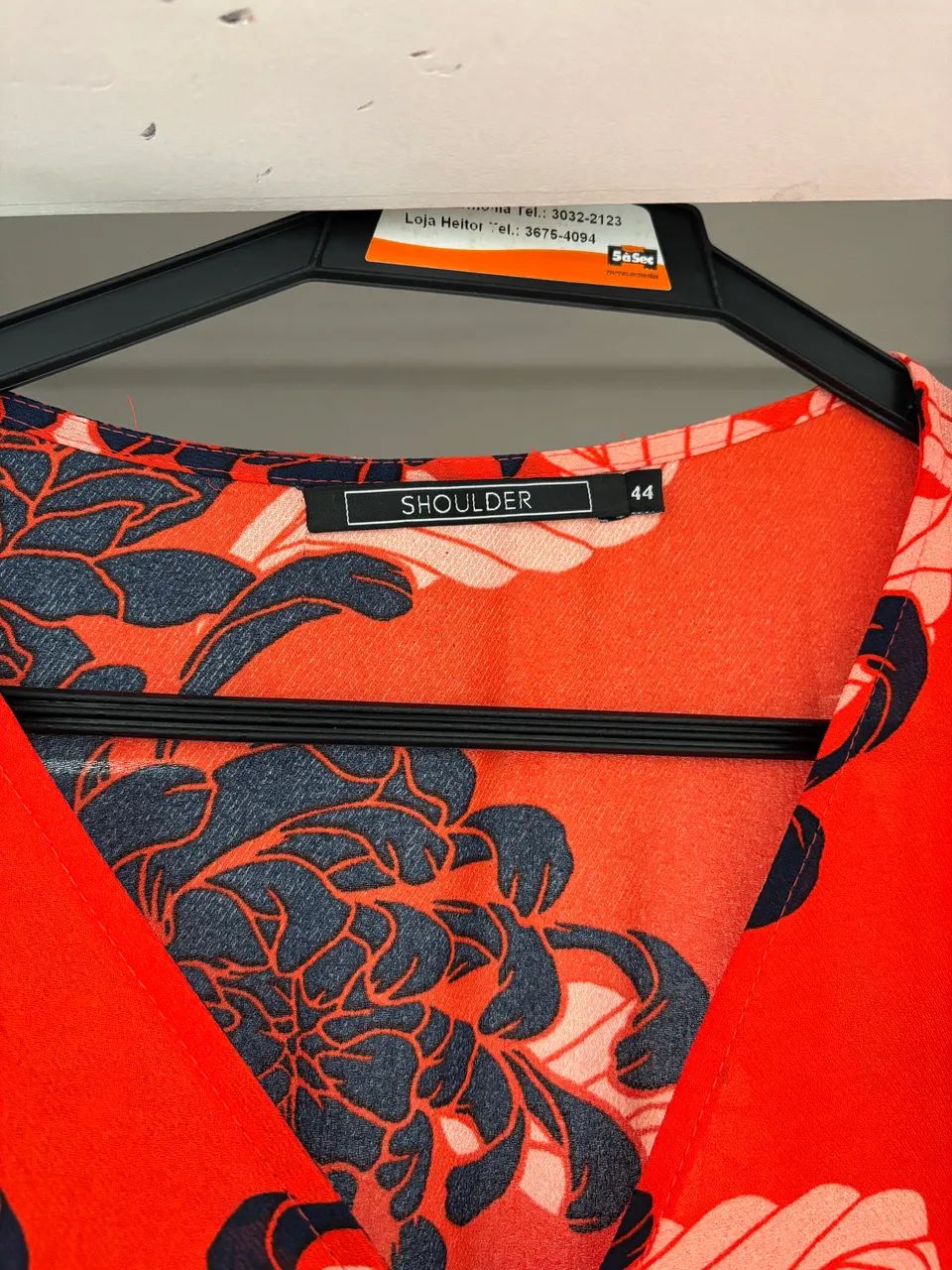 Lindo vestido Shoulder - nunca usado nr 44 - Foto 3