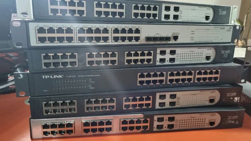 Switchs 10/100 e Giga- Varios modelos - Foto 3