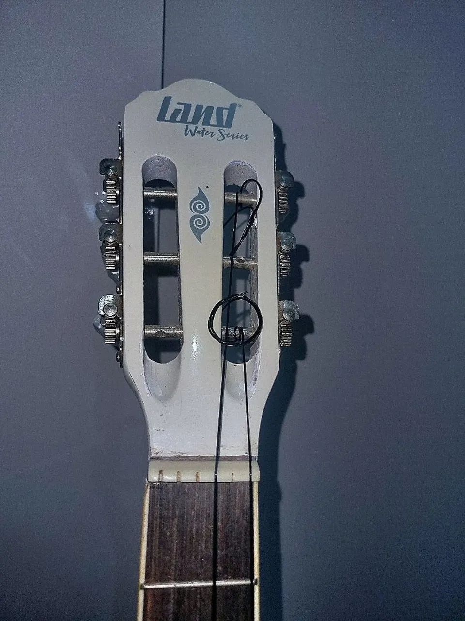 Violão Land eletroacustico de nylon branco + capa - Foto 3