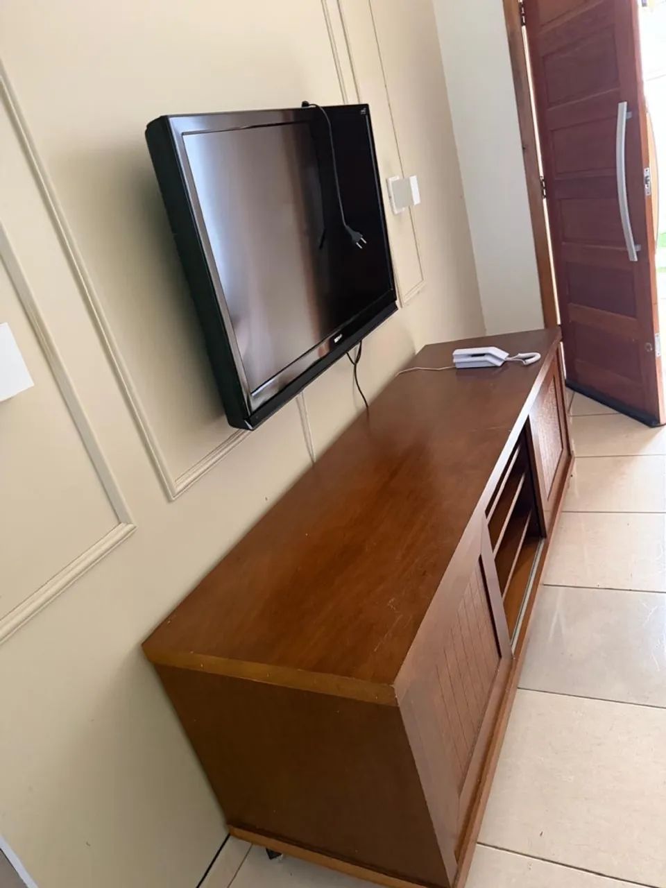 Sofá retrátil e reclinável (ganha rack de brinde) - Foto 4