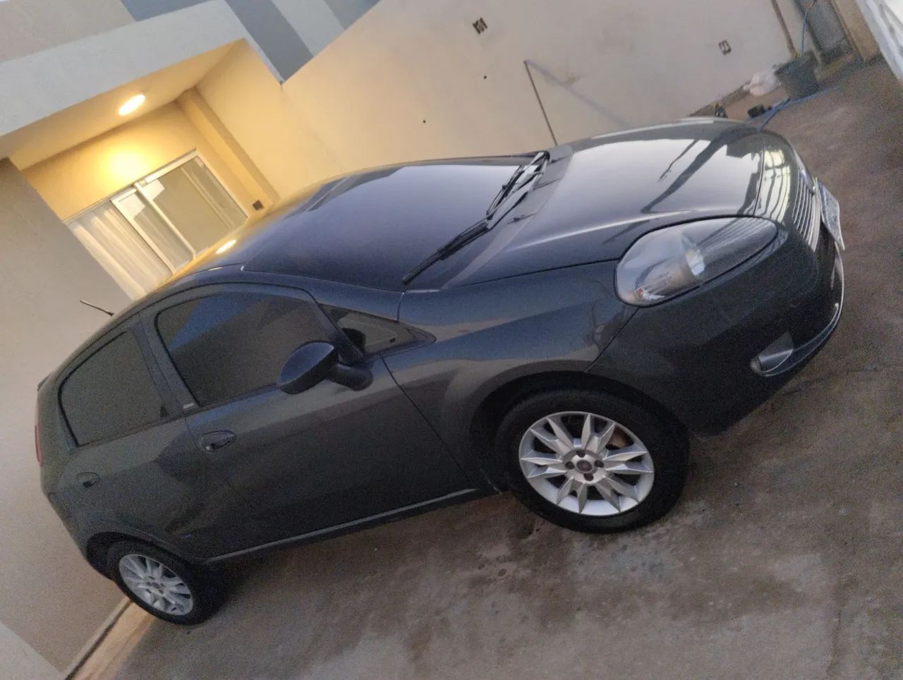 Fiat Punto ESSENCE 1.6 FLEX 16V 5P 2012