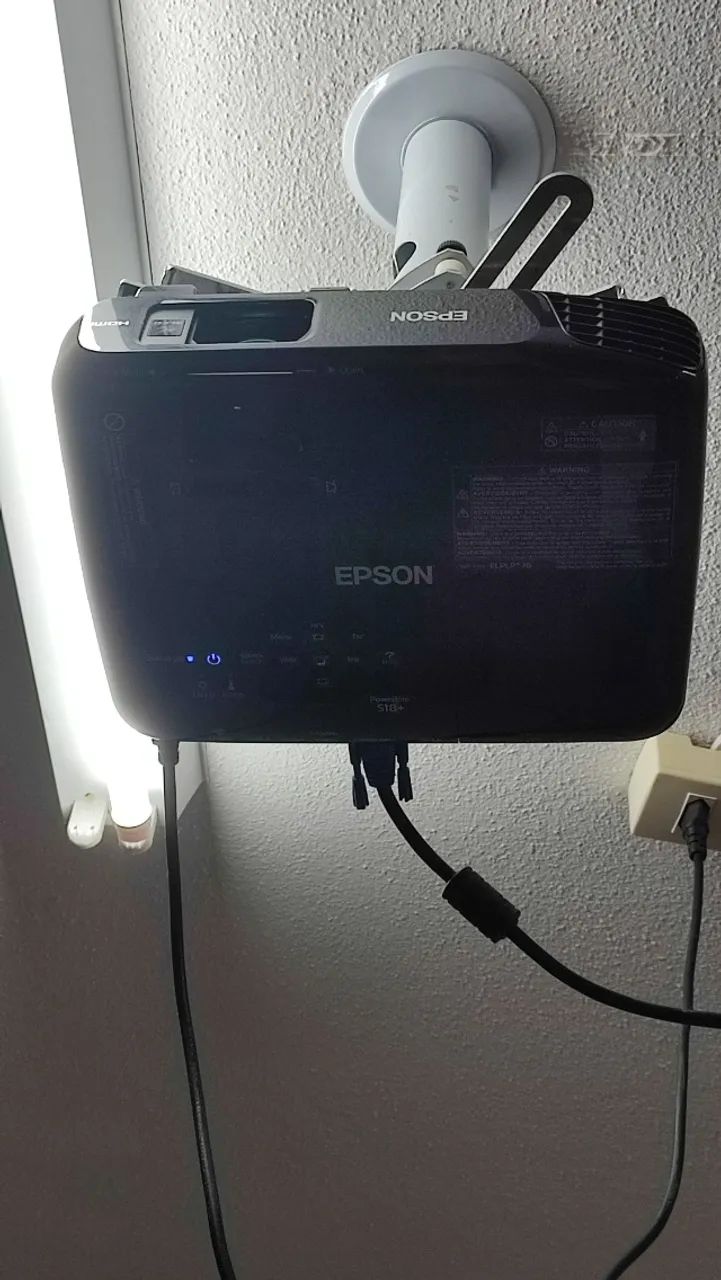 Projetor - EPSON POWER LITE S18+ - Foto 2