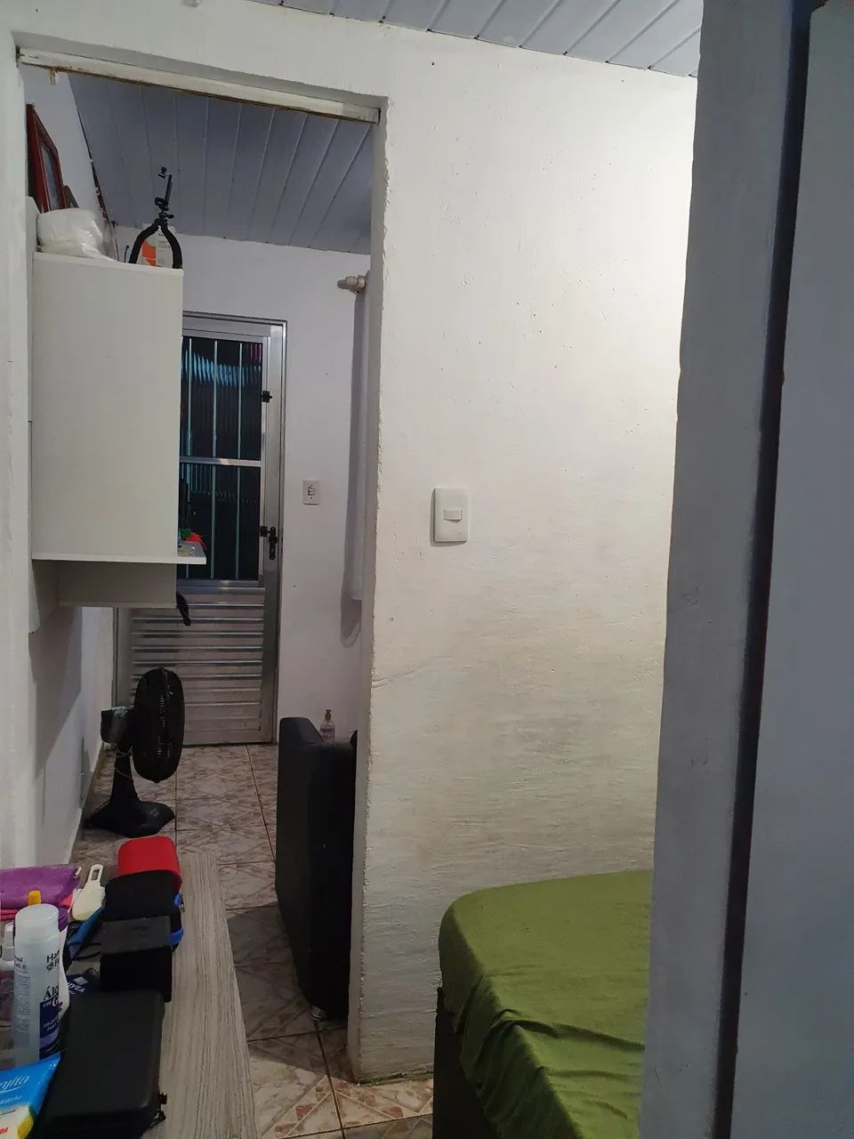 Casa com três cômodos garagem e banheiro  - Foto 2