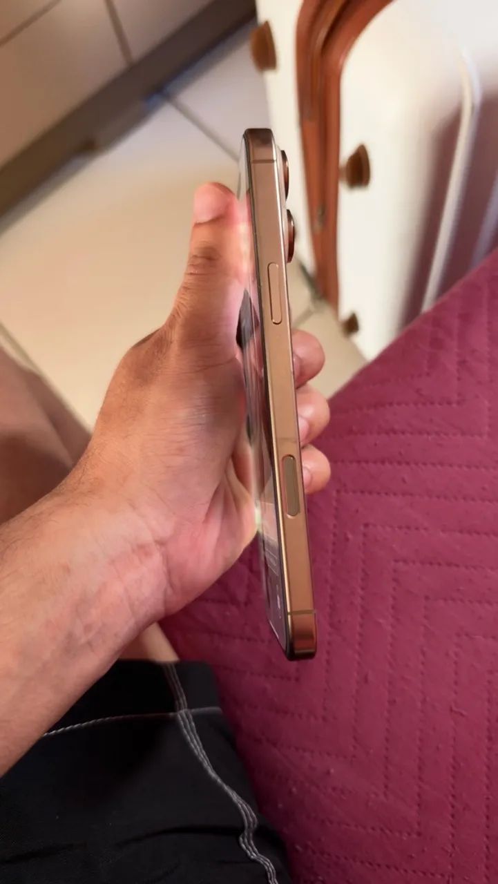 iphone 16 pro max  - Foto 2
