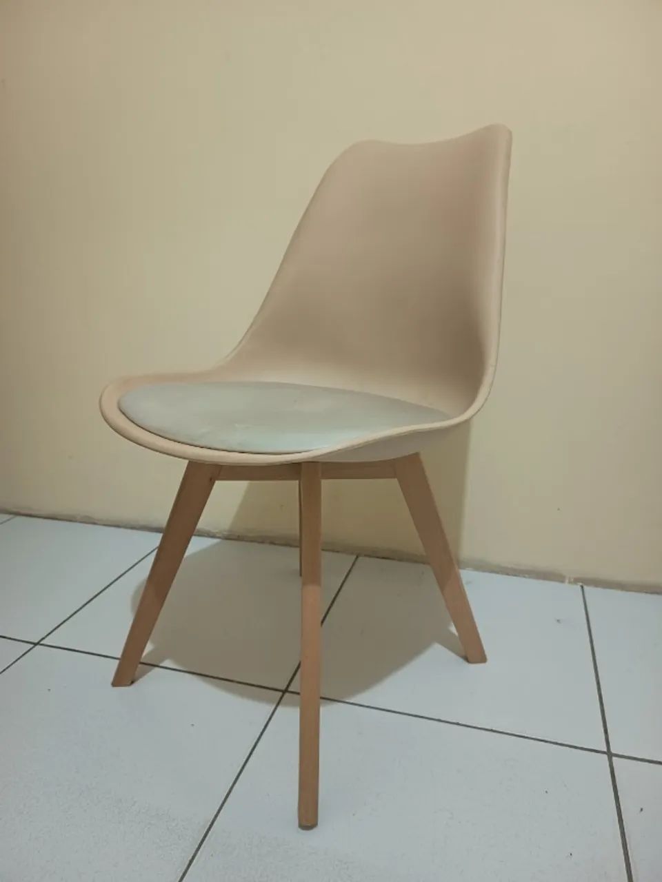 Mesa de Jantar com 4 Cadeiras Eames Estofadas 120x80 - Foto 5