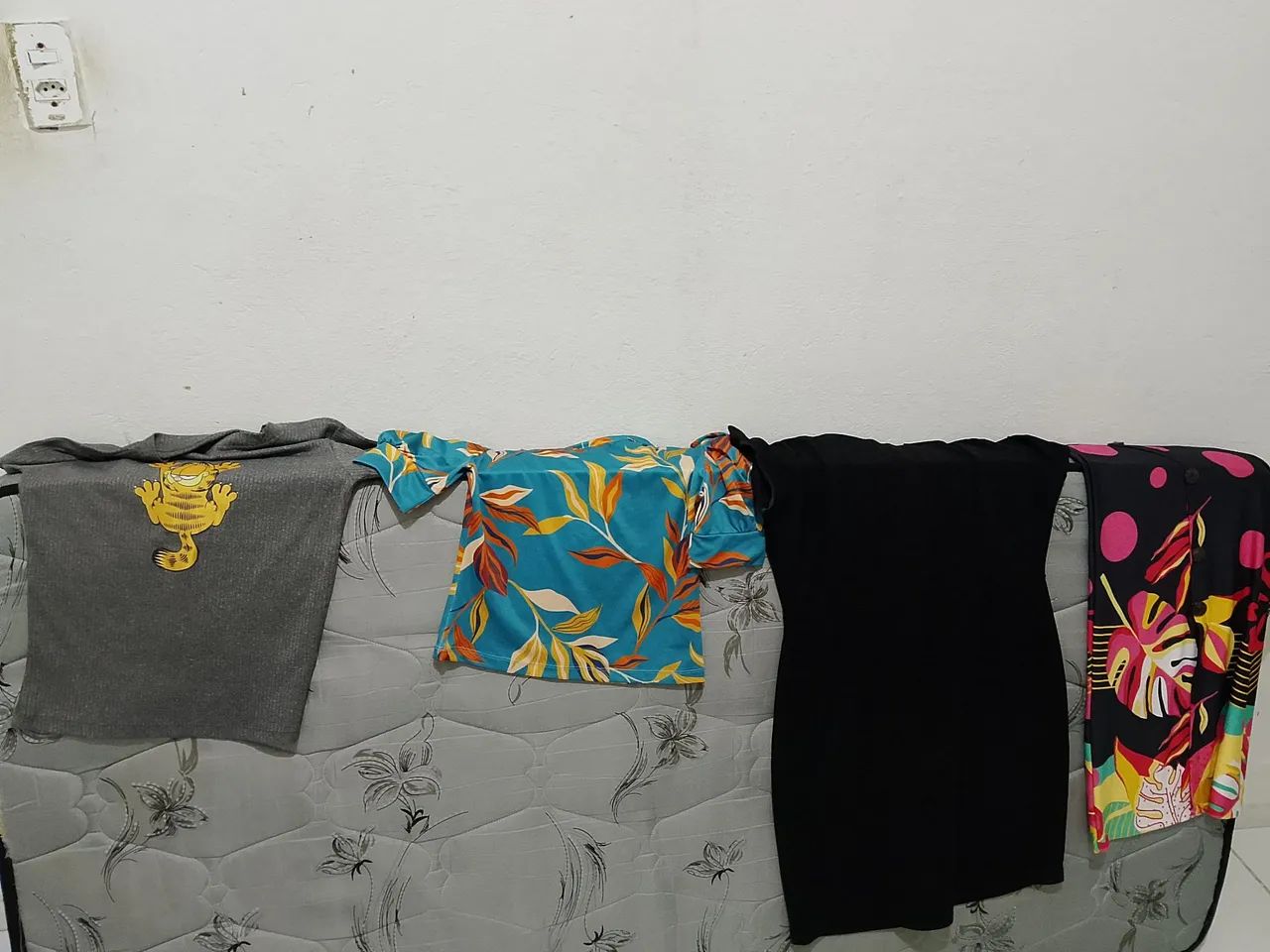 Vendo blusas  - Foto 2