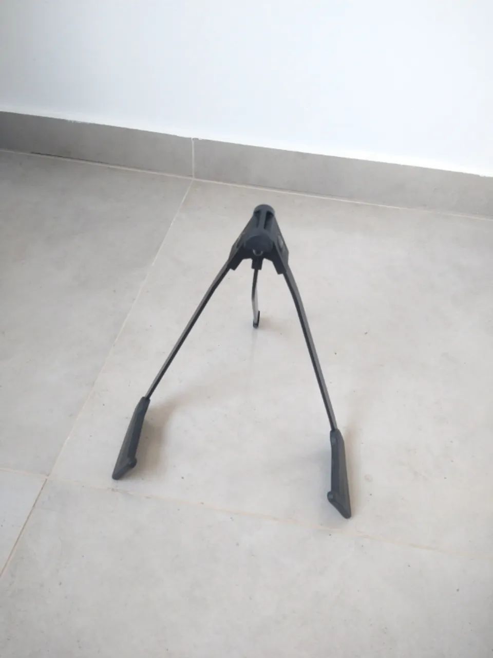 Pedestal Para Microfone, Violão e Partitura - Foto 4