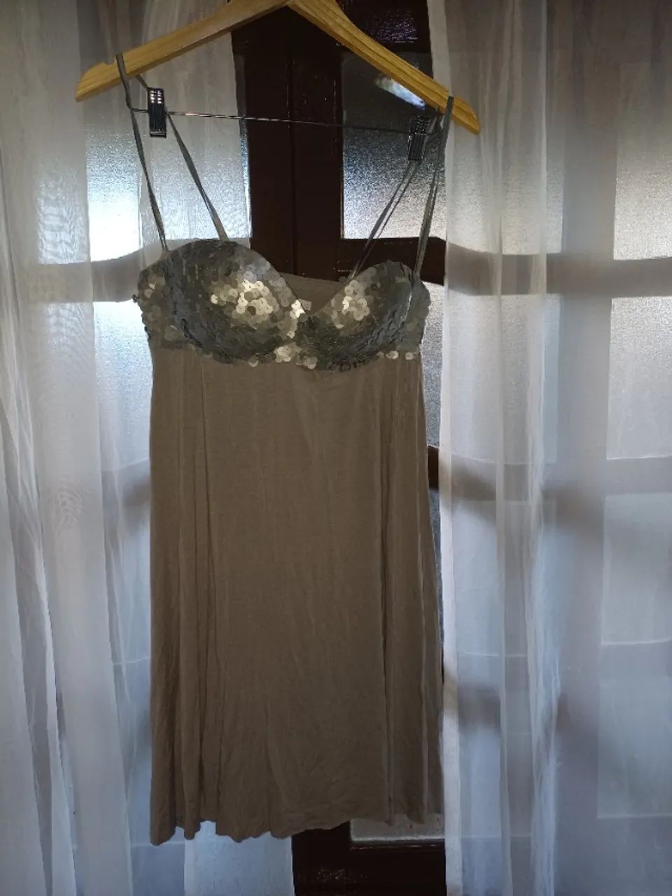 Vestido de Festa Prata e Cinza  - Foto 2