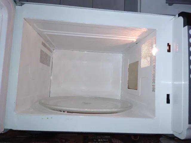 Micro-ondas Eletrolux-127v-Esquentar marmita - Foto 3