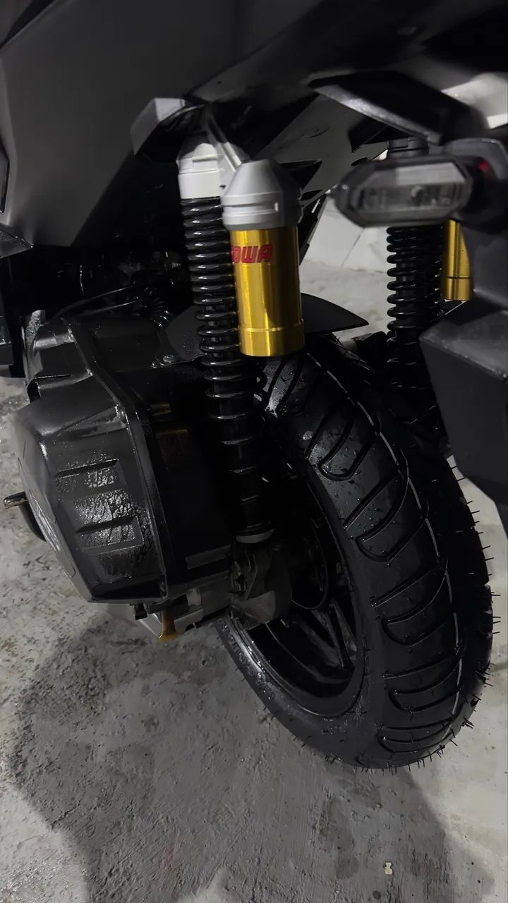 HONDA ADV  - Foto 2