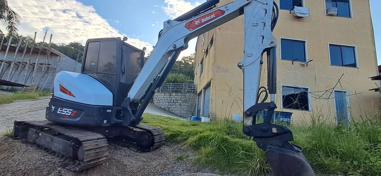 Escavadeira - Foto 3