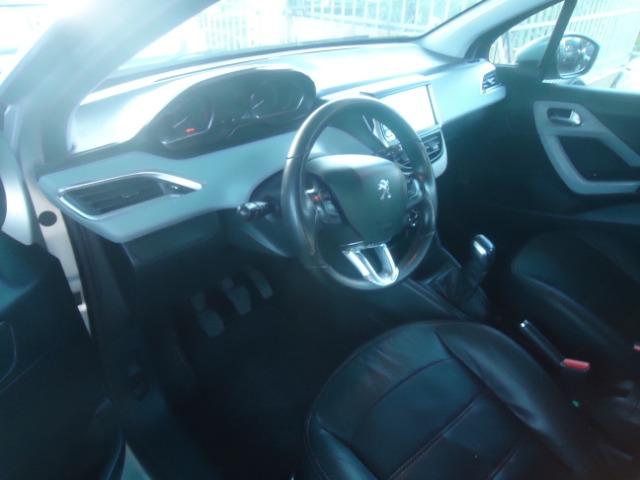 Peugeot 208 1.5 M. 2014 Único Dono! c/ teto panorâmico - Foto 4