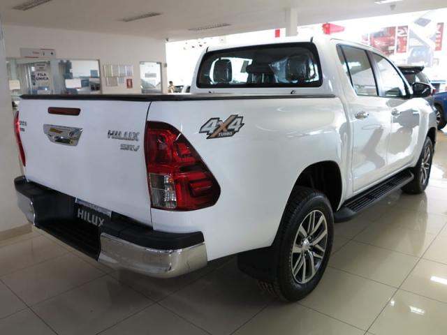 TOYOTA HILUX CD DSL 4X4 SRV AT 19/20 - Foto 4