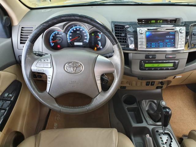 TOYOTA HILUX SW4 SRV 3.0 4X4 7L AUTOMÁTICO - Foto 10