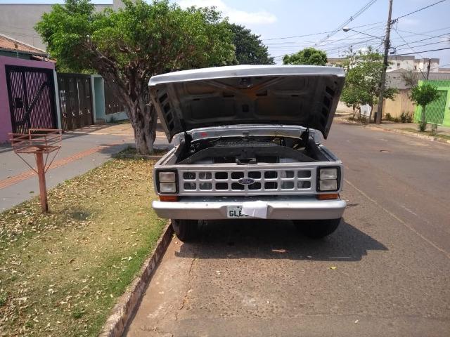 F 4000 top de linha