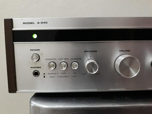 Amplificador Superscope / Marantz Model A-245 - Foto 2