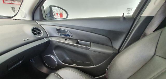 Cruze hb sport lt 1.8 16v flex 2014 18 mil rodado - Foto 2