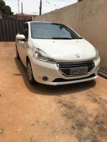 Peugeot 208 - Foto 4