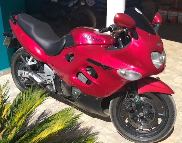 Suzuki gsx 750 impecável - Foto 4