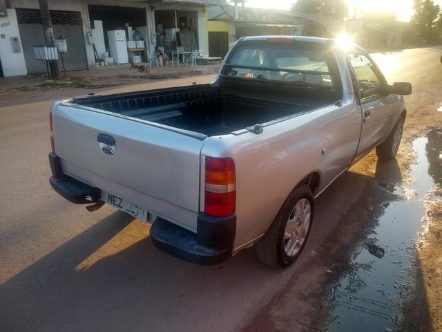 Ford Courier flex 2010 toda inteirona, com ar condicionado precisando de um pequeno reparo - Foto 2