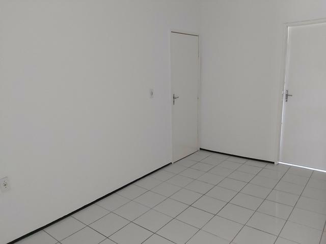 Alugo ap Alberto craveiro (sem condomínio, sem IPTU) - Foto 17