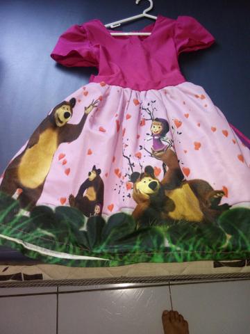 Vestido da masha usei apenas 1 vez pra festa de 2 anos